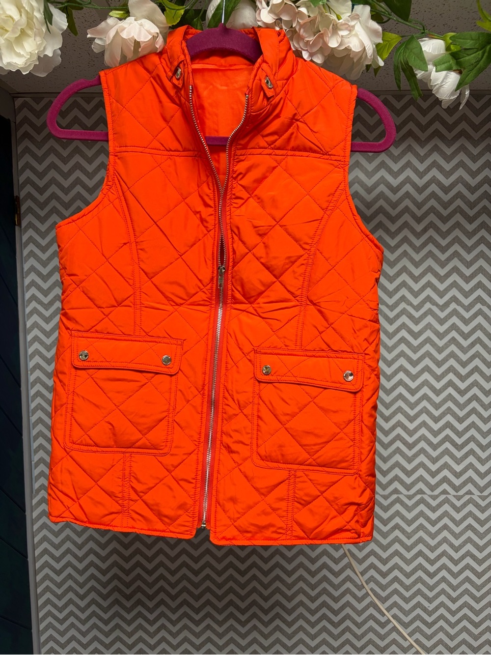 Jingpin Fushi Quilted Orange Puffer Vest w Snapfront Pockets NWOT